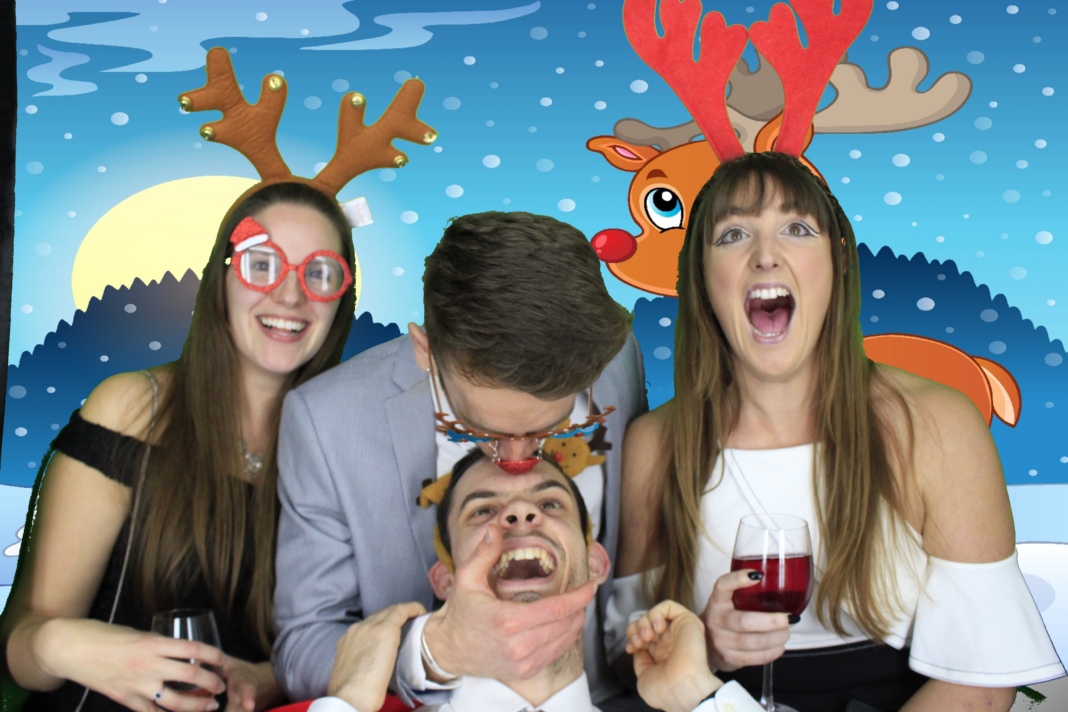 Siemens Christmas Party | View more photos from the event at gallery.myphotoboothexperience.co.uk/u/MyPhotoBoothExperienceLtd/Siemens-Christmas-Party
